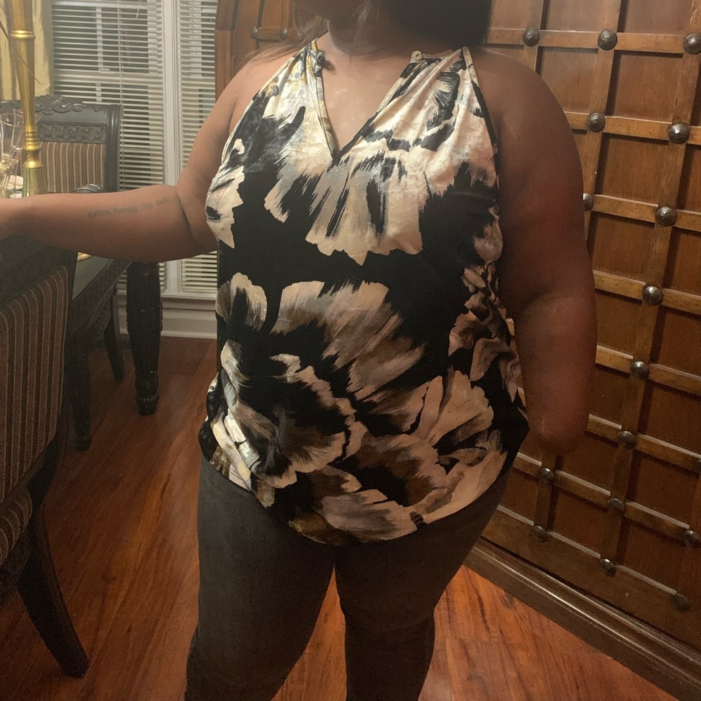 V neck Velvet like tank top.